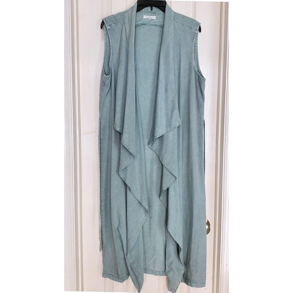 Celebrity Pink Women's M Light Blue Tencel Sleeveless Duster Vest